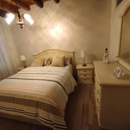 Apartment Vivere Al Ponte Vecchio *
